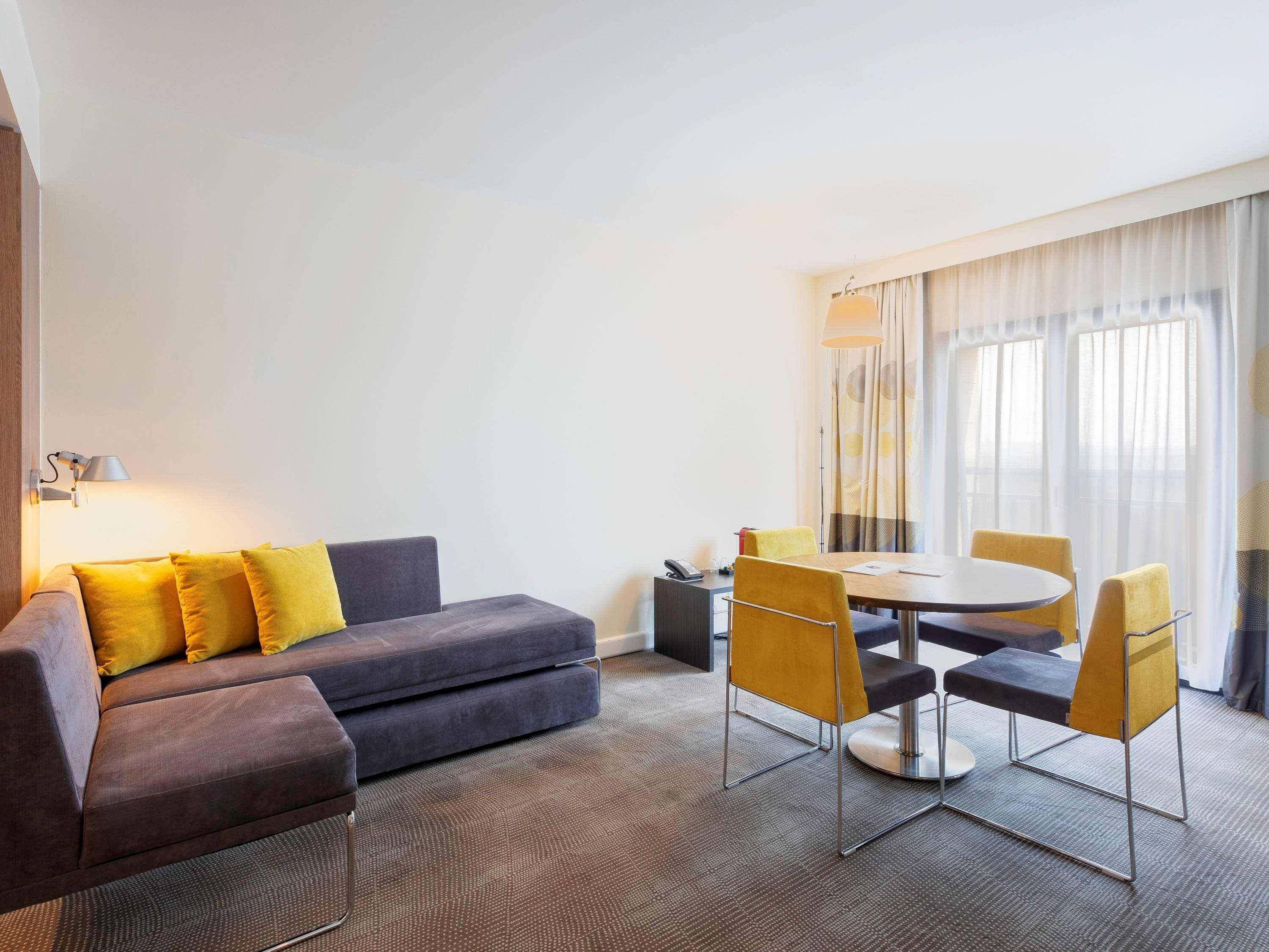 Novotel Istanbul Bosphorus Hotel Esterno foto Living room