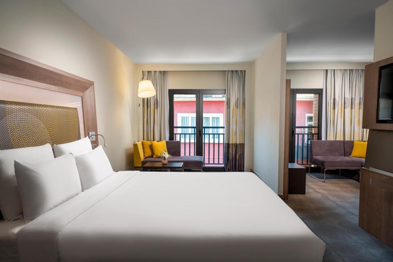Novotel Istanbul Bosphorus Hotel Esterno foto