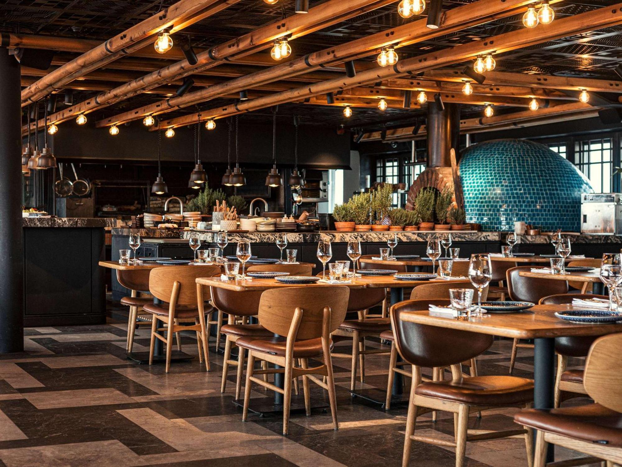 Novotel Istanbul Bosphorus Hotel Esterno foto Restaurant 21
